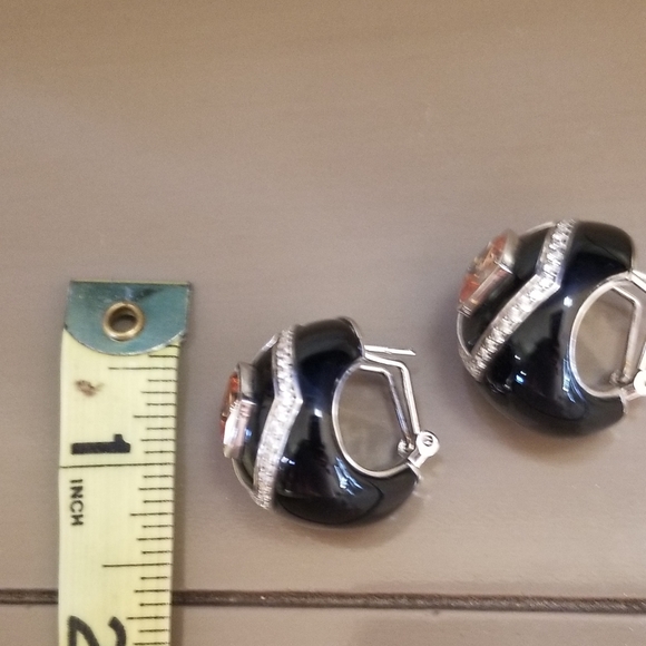 Belle e'toile Oracle Earrings - Picture 7 of 13